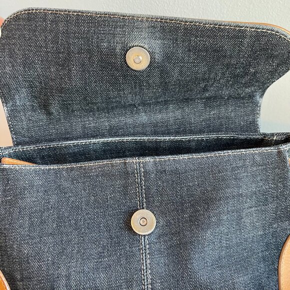 Burberry Brown Leather Trim Washed Denim Patchwork Crossbody Bag - Preowned - Picture 5 of 16